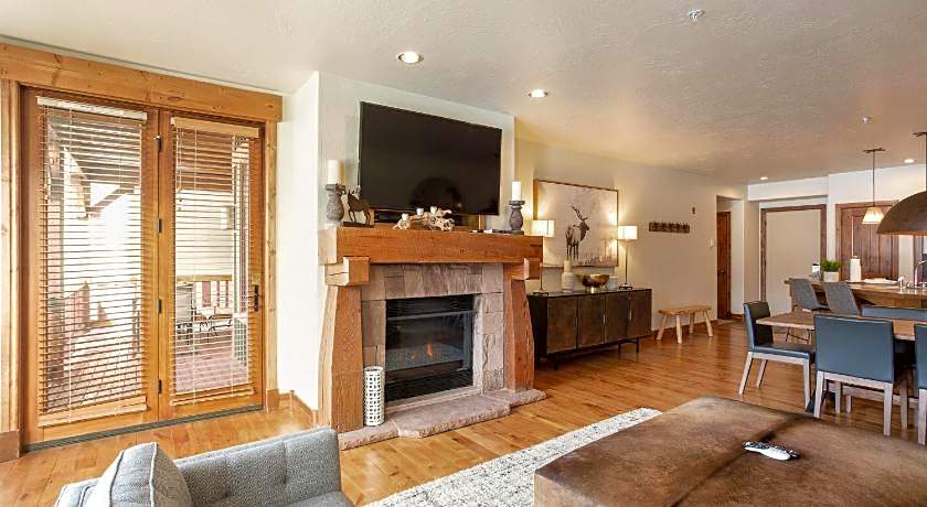 Lodges At Deer Valley