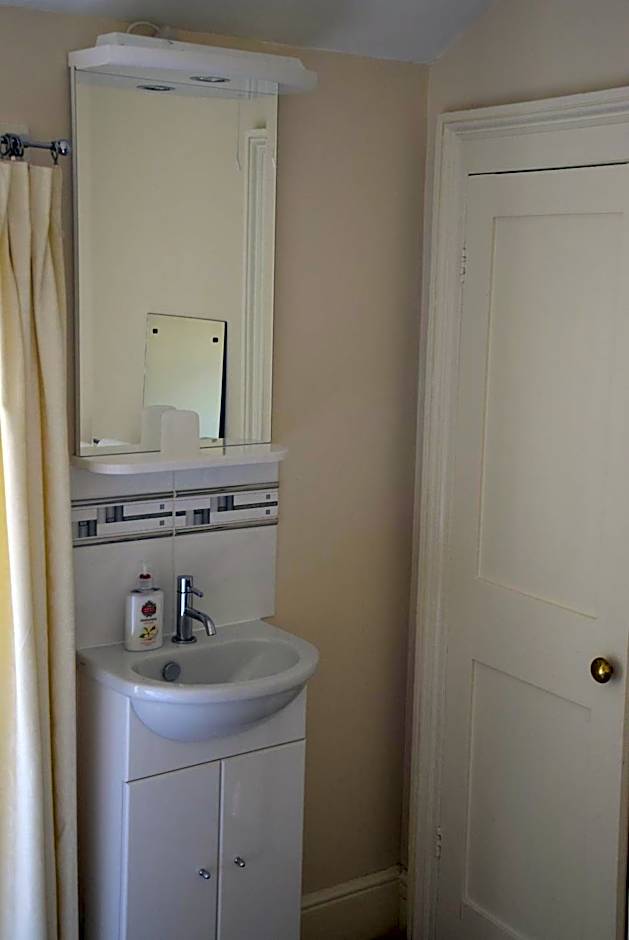 Kingsleigh Guest House