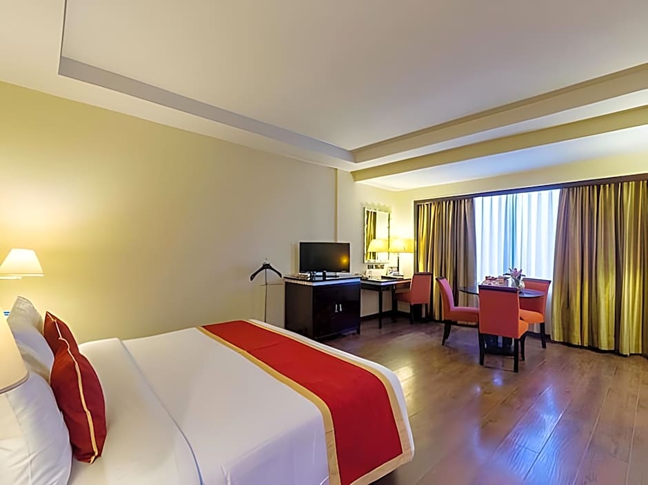 Fortune Park Jp Celestial Hotel