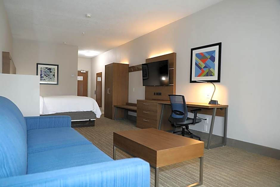 Holiday Inn Express Hotel & Suites Albuquerque Airport By IHG