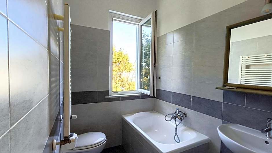 LIDO Rooms & Apartments