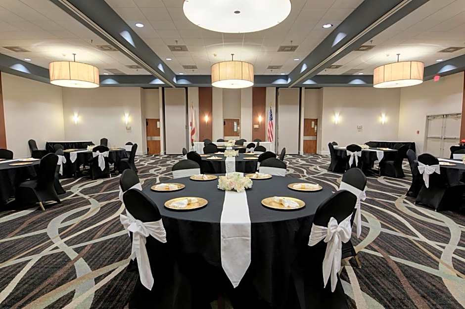 Holiday Inn St. Petersburg N - Clearwater By IHG