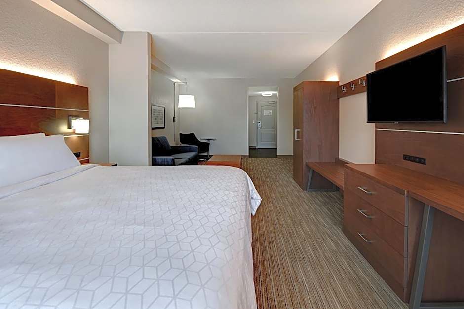 Holiday Inn Express Hotel & Suites Smyrna-Nashville Area By IHG