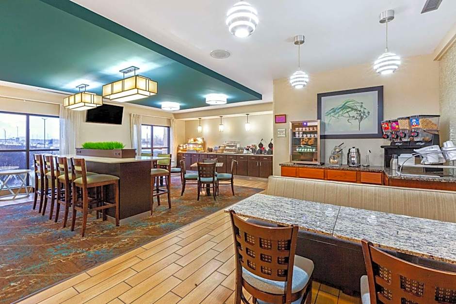 La Quinta Inn & Suites by Wyndham South Bend