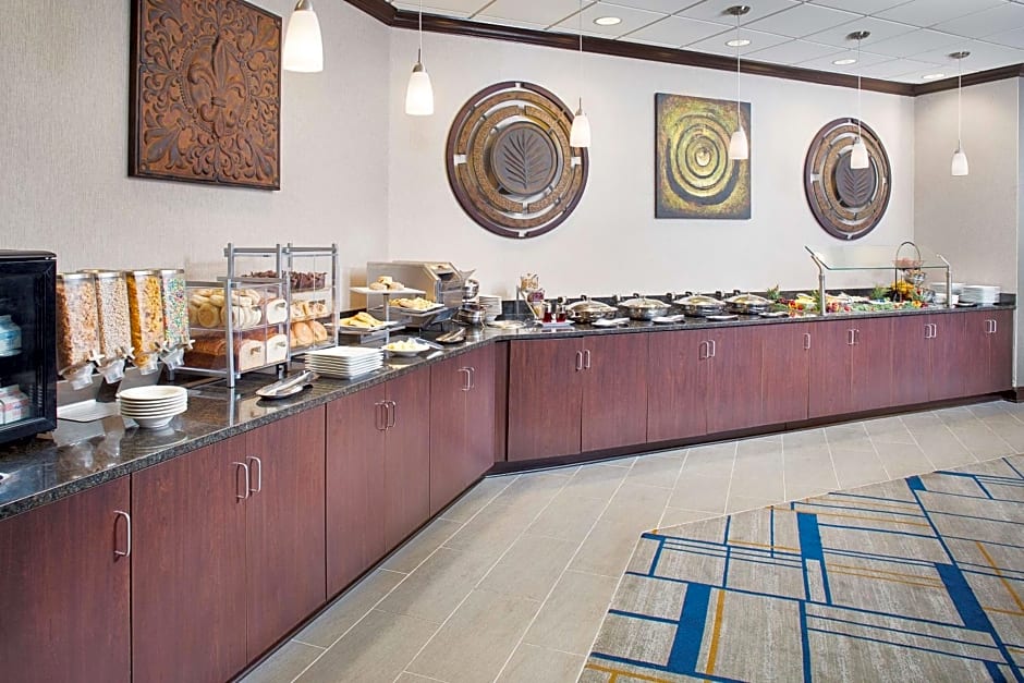 DoubleTree by Hilton Baltimore - BWI Airport