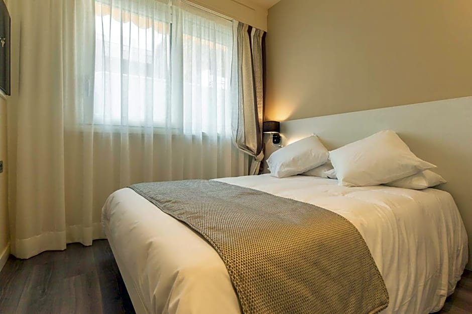 La Dolce Vita Hotel