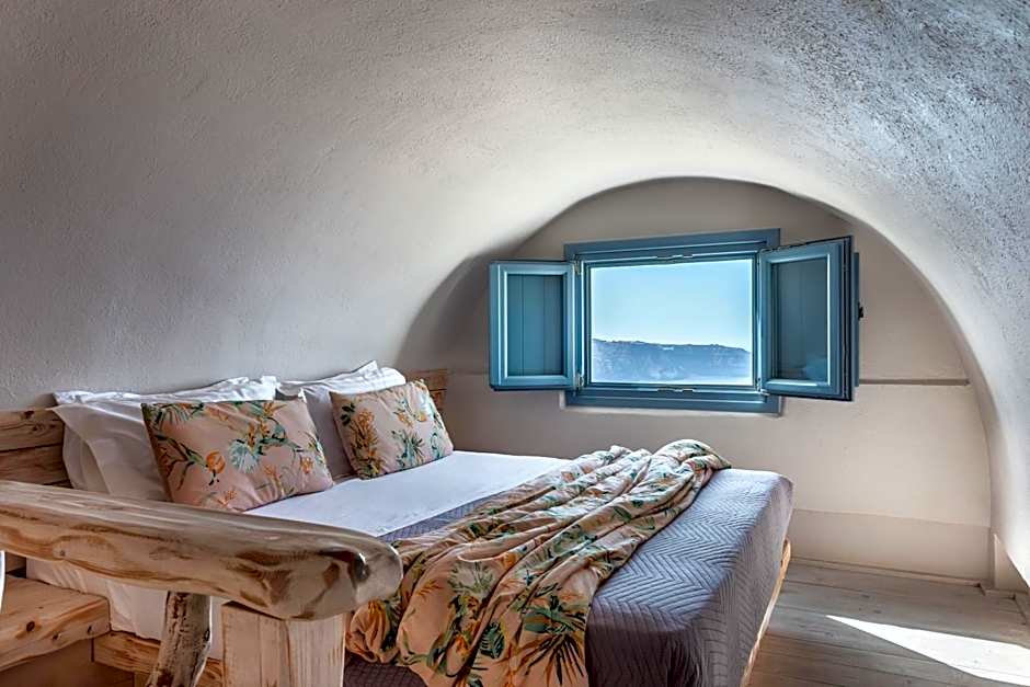 Athermi Suites - Adults Only