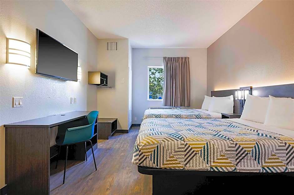 Motel 6-Albuquerque, NM - North