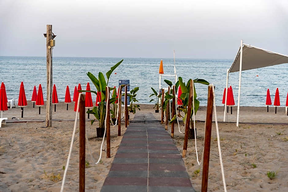 Mg Palace Hotel Costa del Sole