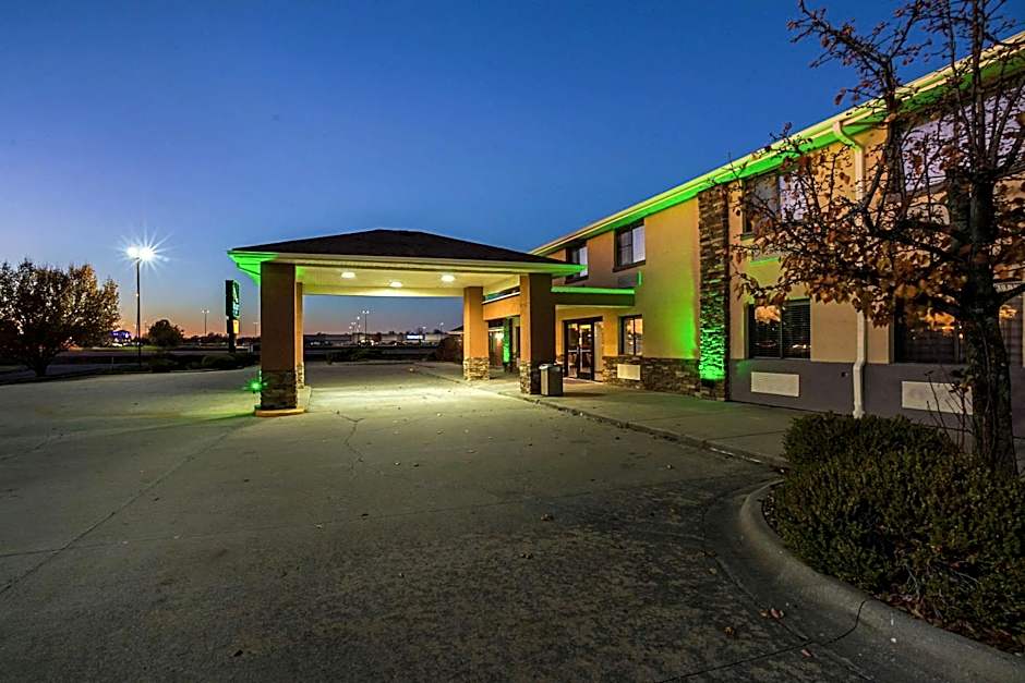 Quality Inn Carbondale University area