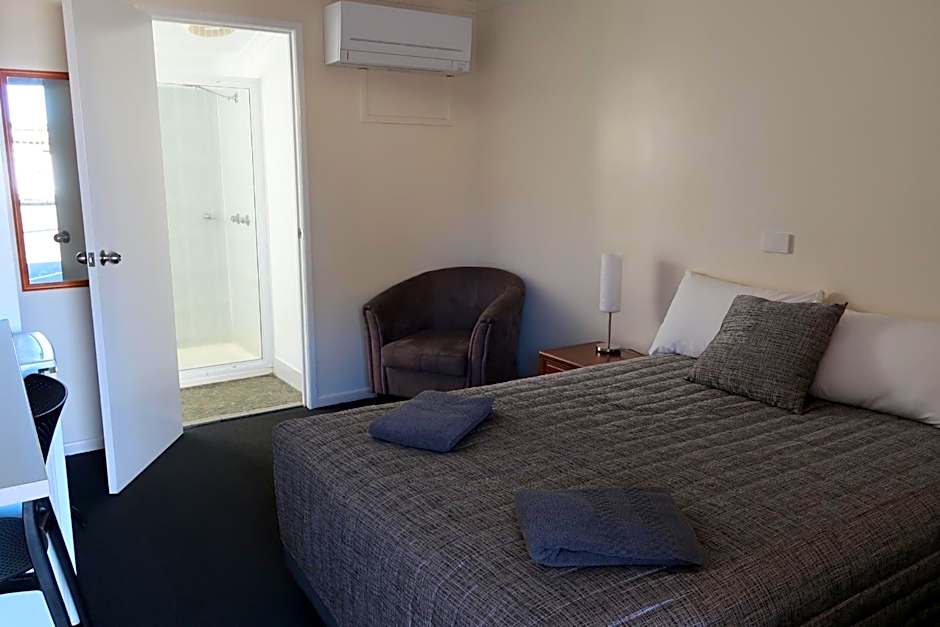 Charleville Waltzing Matilda Motor Inn