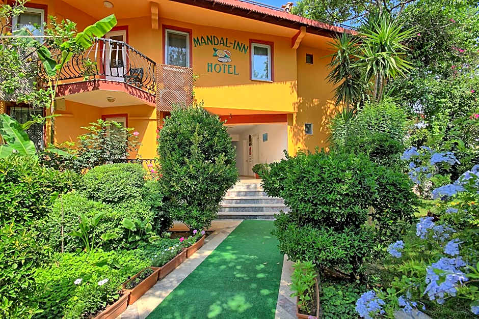 Mandalinn Hotel