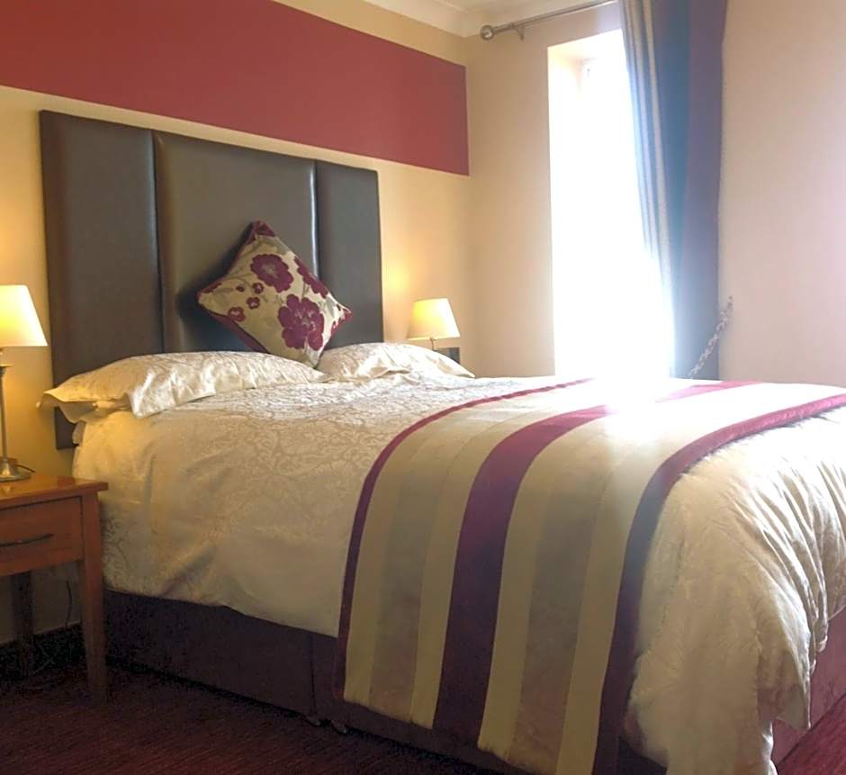 Fitzgeralds Hotel