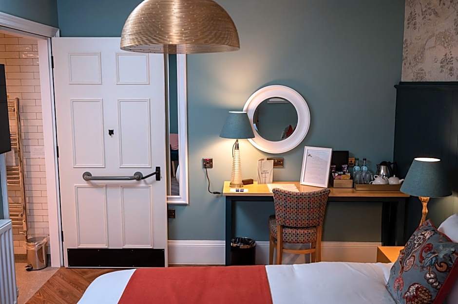 Victoria Hotel by Chef & Brewer Collection