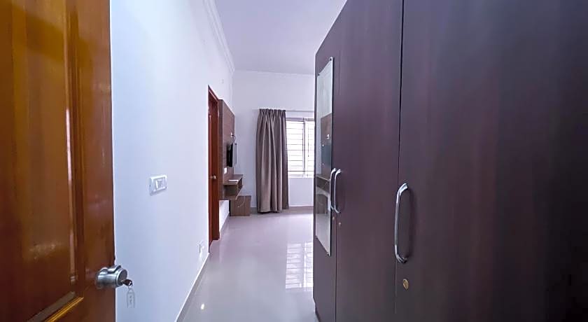 Hotel Elite by Agira