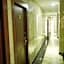 Guangzhou Business Hotel (Shangxiajiu Pedestrian Street Changshou Road Subway Station Branch)