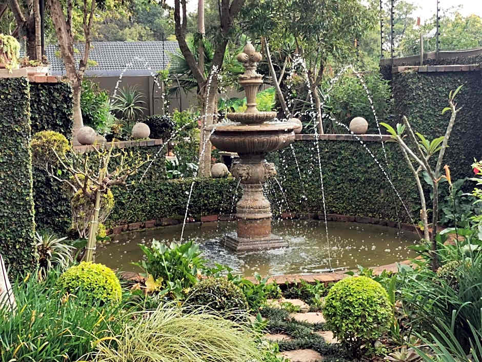 At 98 on Lynburn Guest House