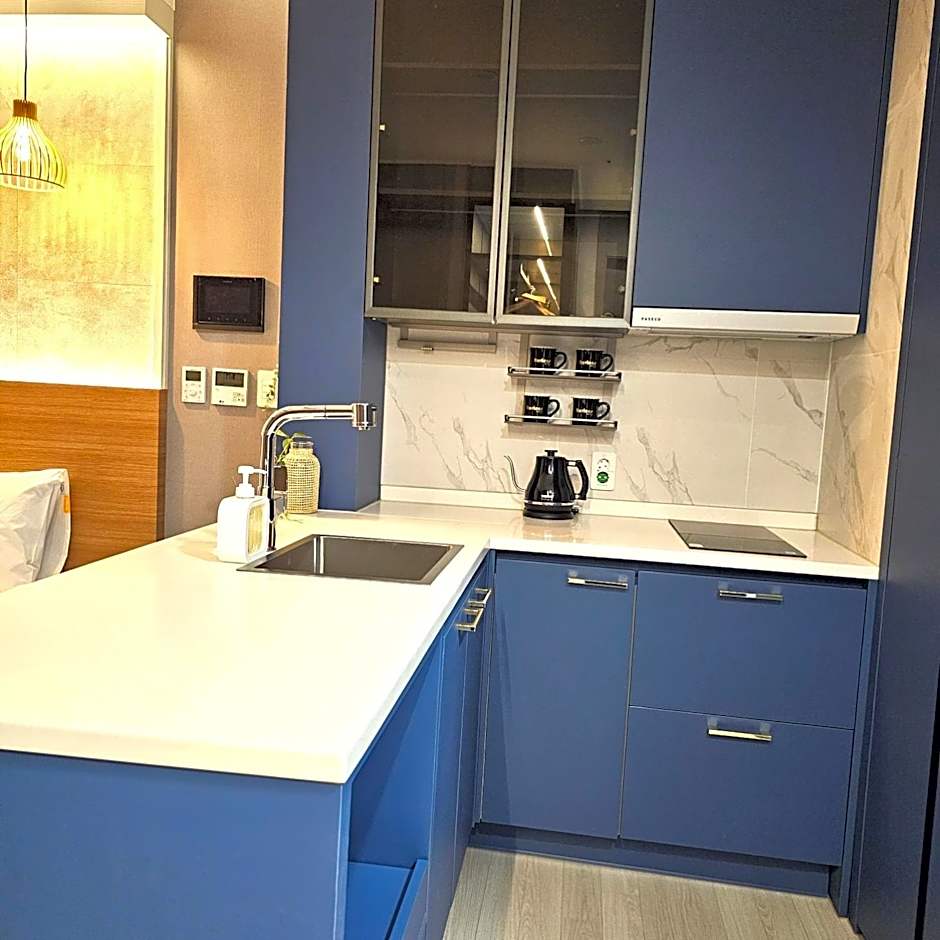 라비앙즈-Raviens-Elliy's Room