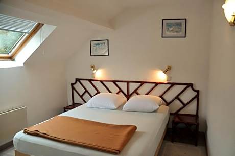 One-Bedroom Apartment 1st Floor (4 Adults)