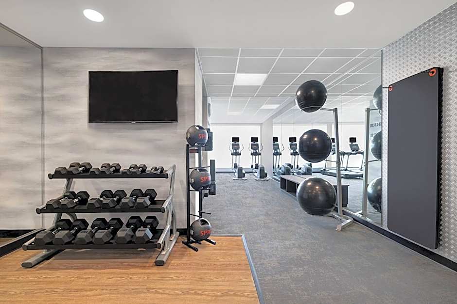 Fairfield Inn & Suites by Marriott Milwaukee Brookfield