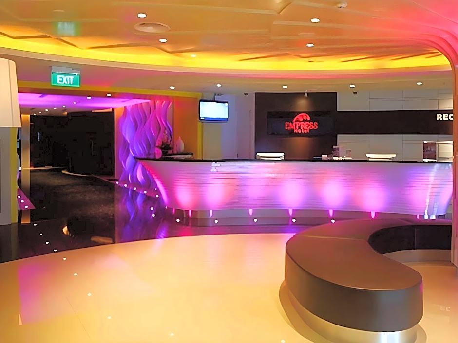 Empress Hotel Makassar City Center by LIFE