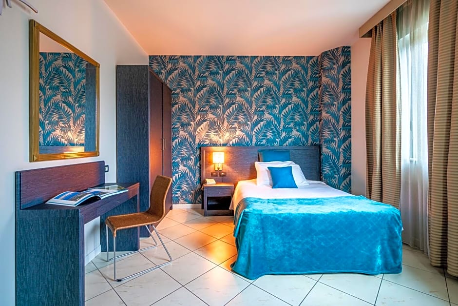 Hotel Parisi
