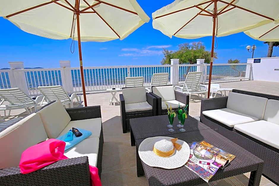 Villa Triana-Adults Only