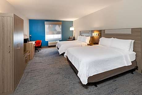 Standard Queen Room with Two Queen Beds