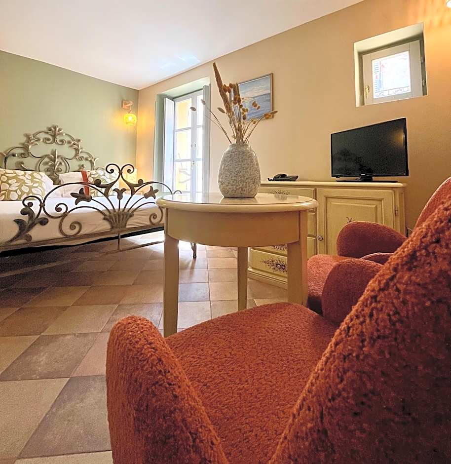 Colomba Hôtel Centre-Ville Historique