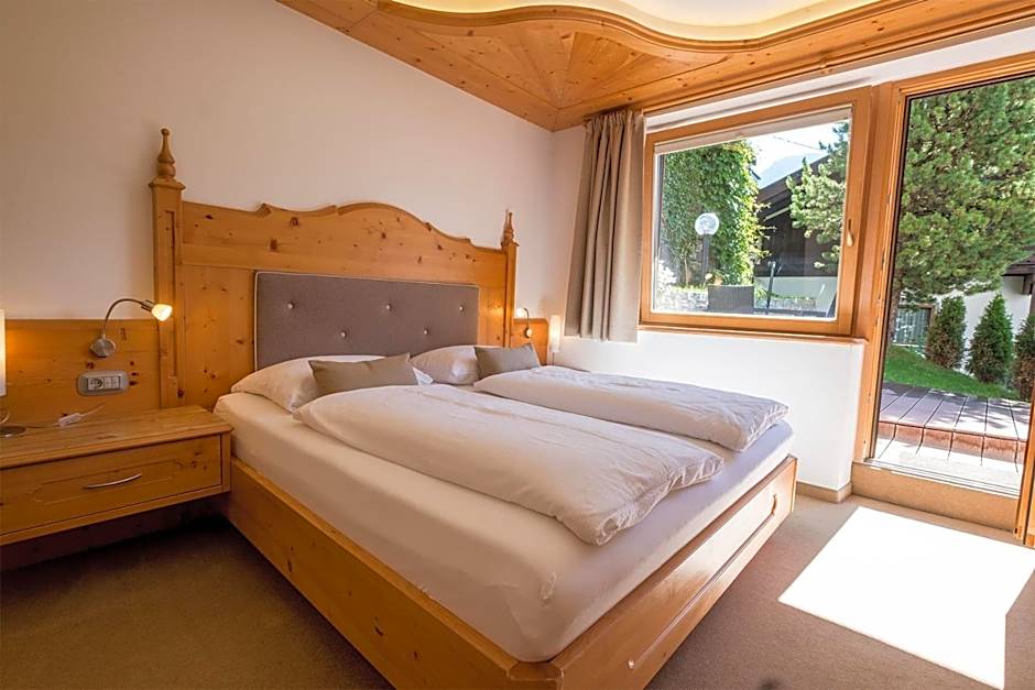 Garni Alba Bed & Breakfast