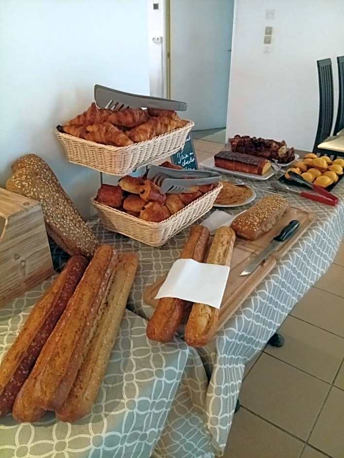 The Originals City, Hotel Le Lion d'Or, Chinon (Inter-Hotel)