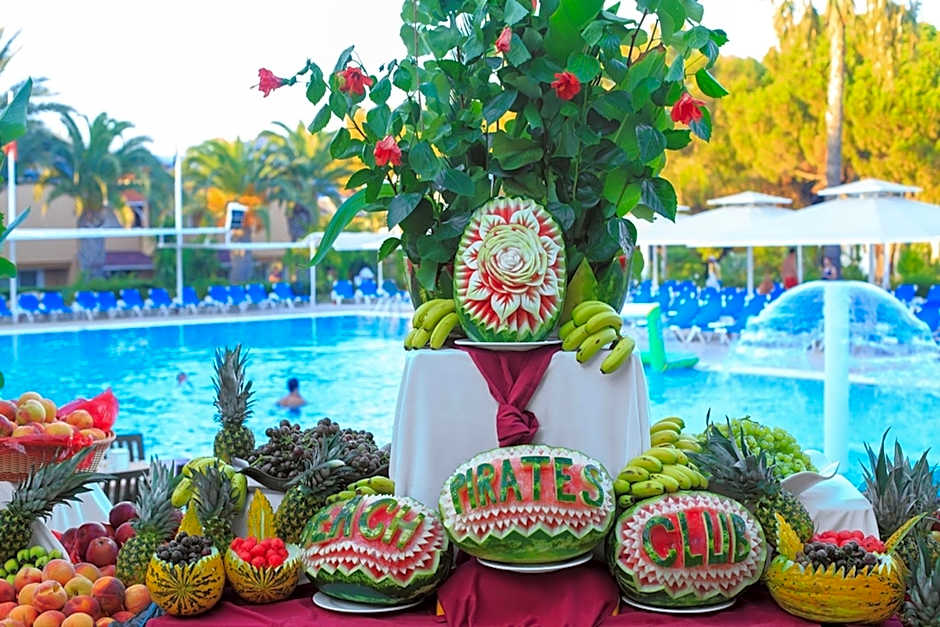 Pirates Beach Club  Ultra All Inclusive