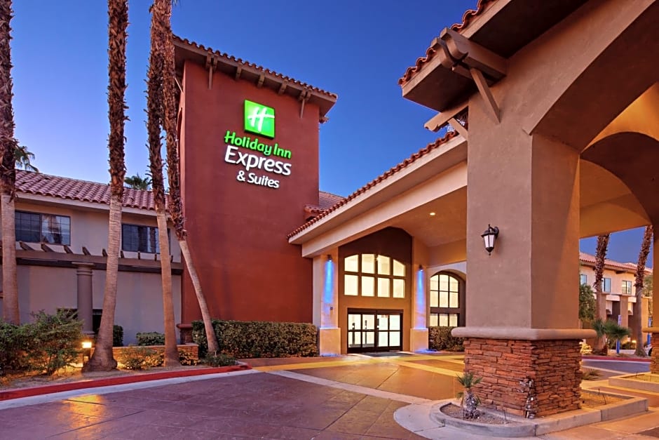 Holiday Inn Express & Suites Rancho Mirage By IHG