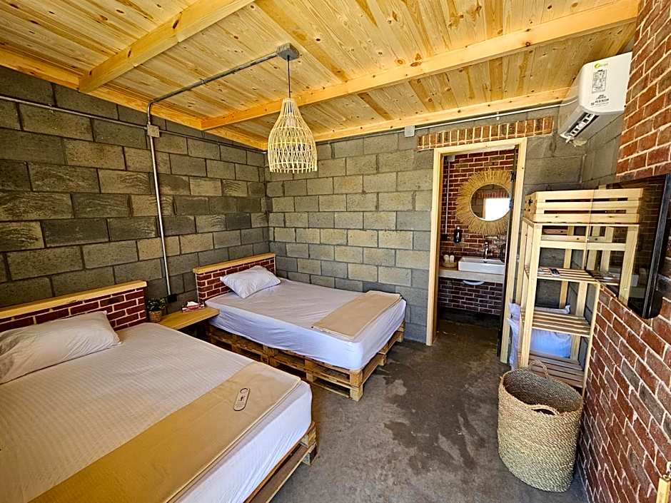 Lily's motel