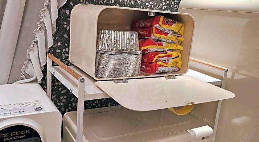 February Hotel SeongSeo