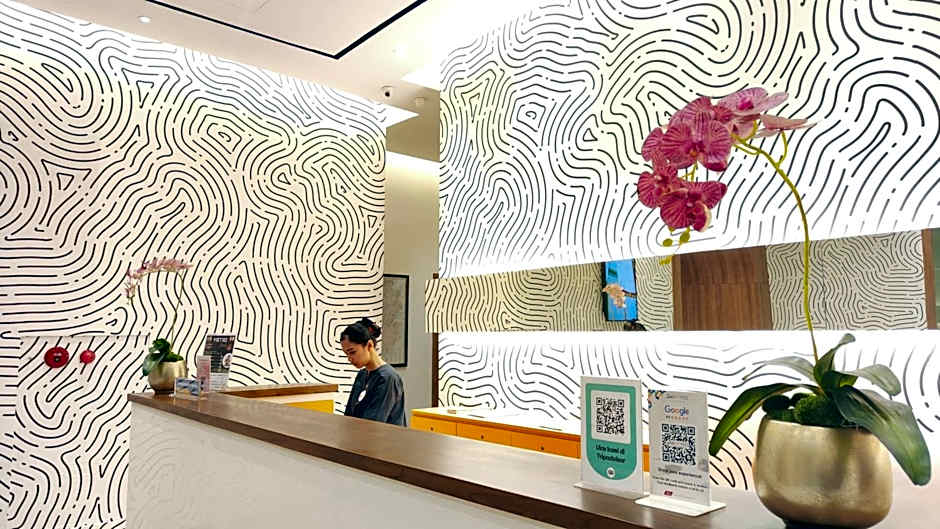 Zuri Express Lippo Cikarang Hotel