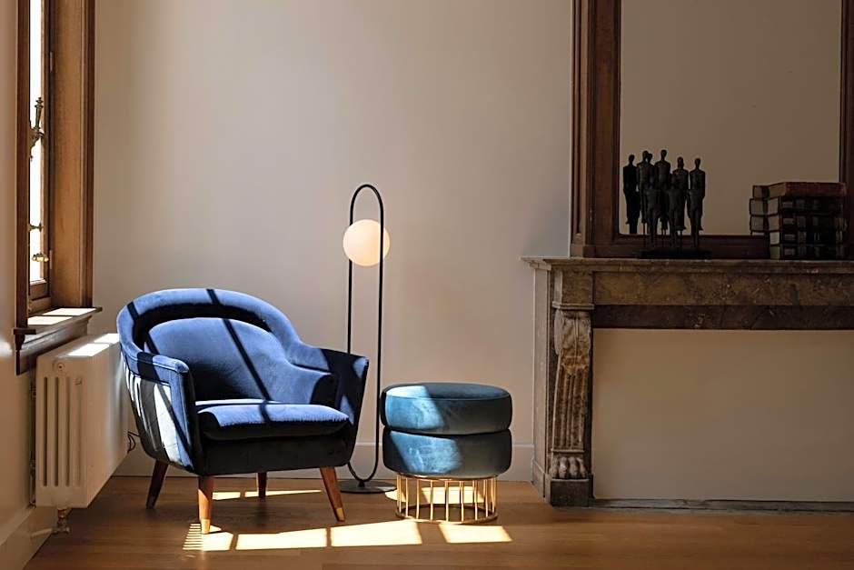 Sapphire House Antwerp, Autograph Collection