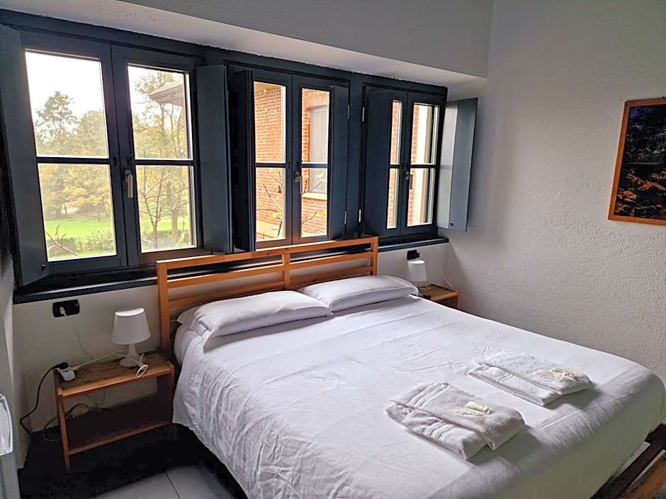 B&B e Ostello, Parco di Monza, CASCINA COSTA ALTA