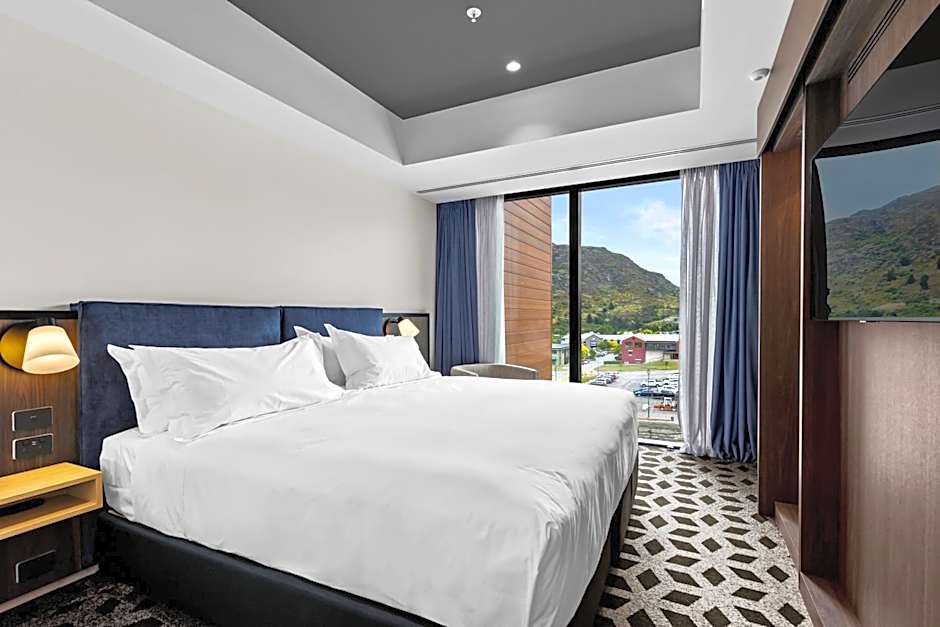 Holiday Inn Queenstown Remarkables park By IHG