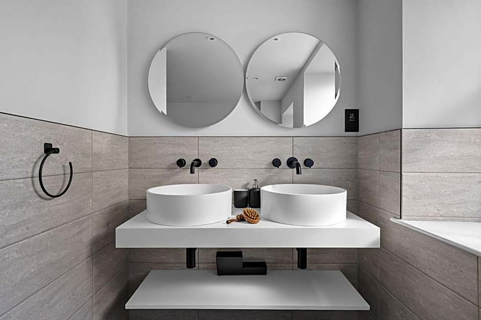 Golden Vanity Suite - Sea View - Free Wi-Fi
