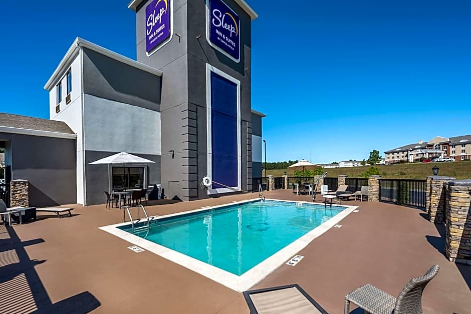 Sleep Inn & Suites