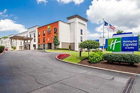 Holiday Inn Express & Suites Albany Airport - Wolf Road By IHG