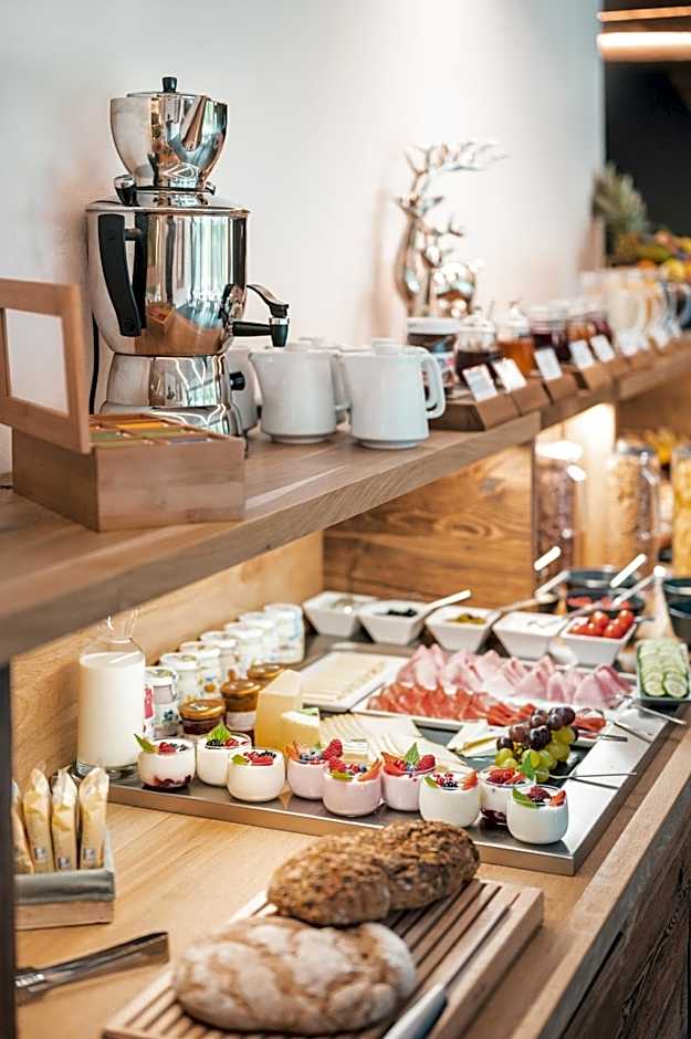 Les Dolomites Mountain Lodges