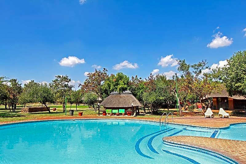 Monateng Safari Lodge