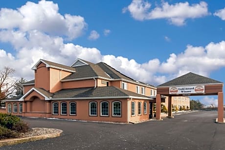 Comfort Inn Amish Country