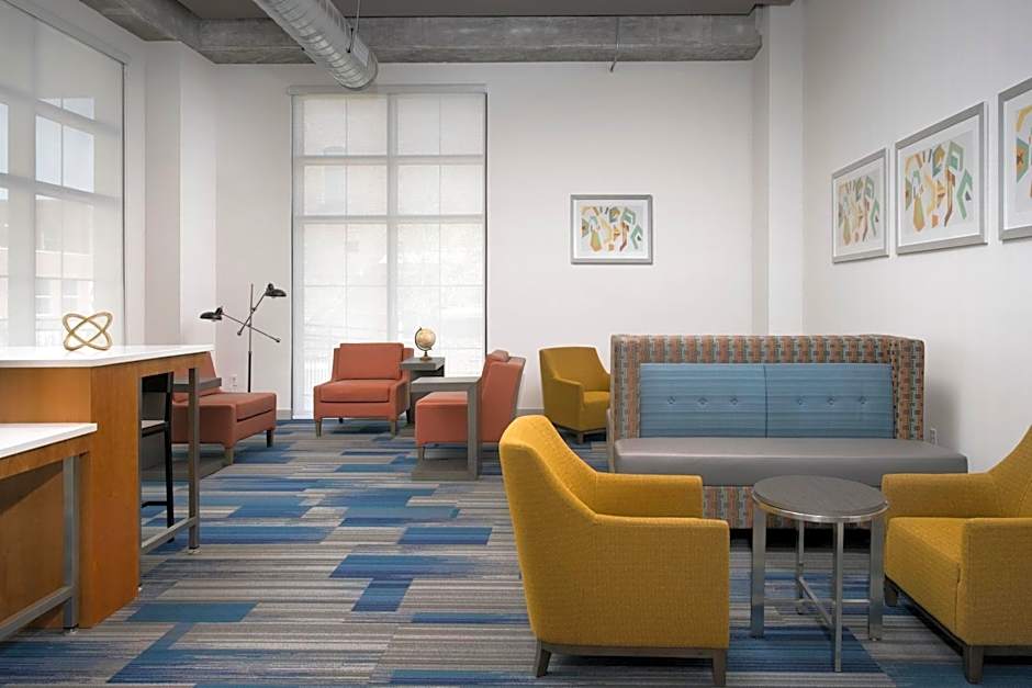 Holiday Inn Express & Suites North Brunswick By IHG