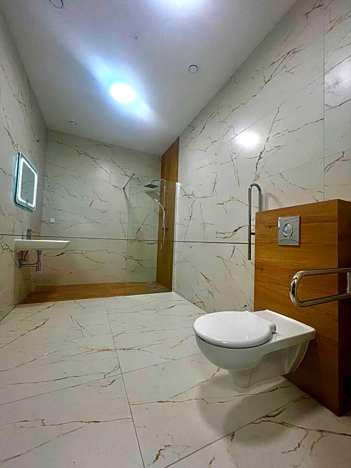 Hotel Towarowa 24