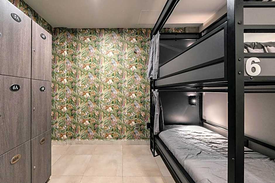 Low Bed in Shared Room Men