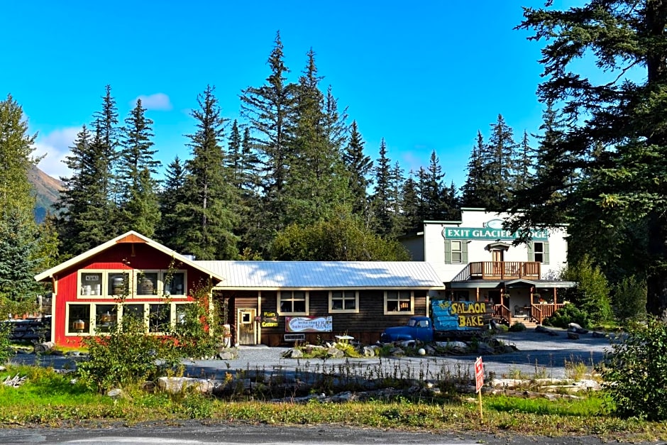 Exit Glacier Lodge