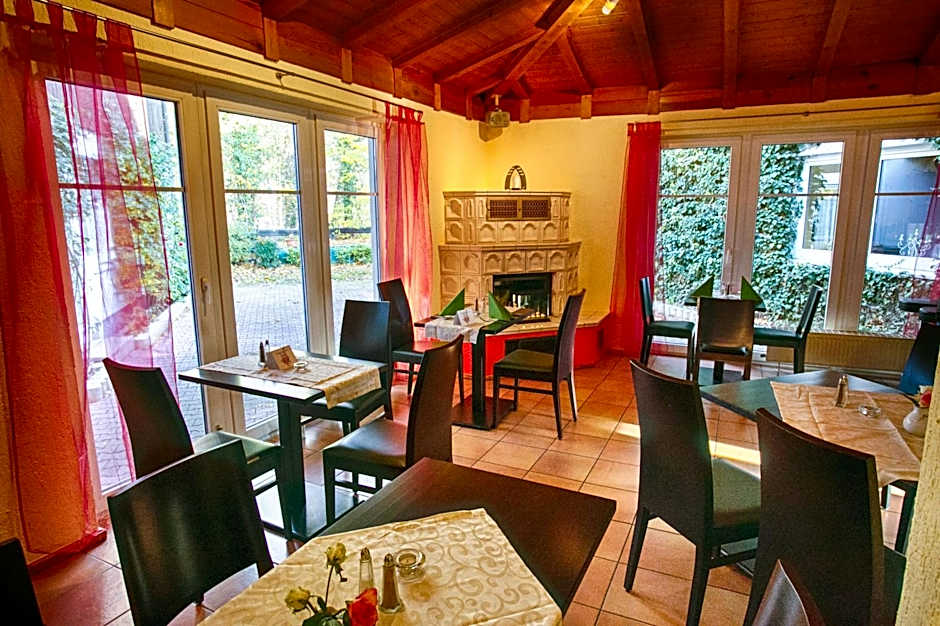 Hotel Rosengarten Leipzig-Naunhof